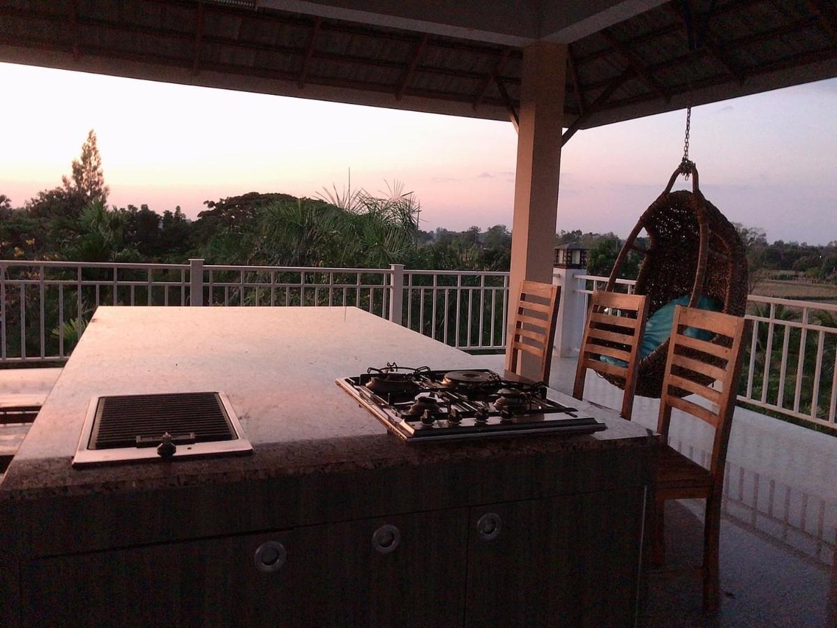 Ok Farm Resort Det Udom Dış mekan fotoğraf