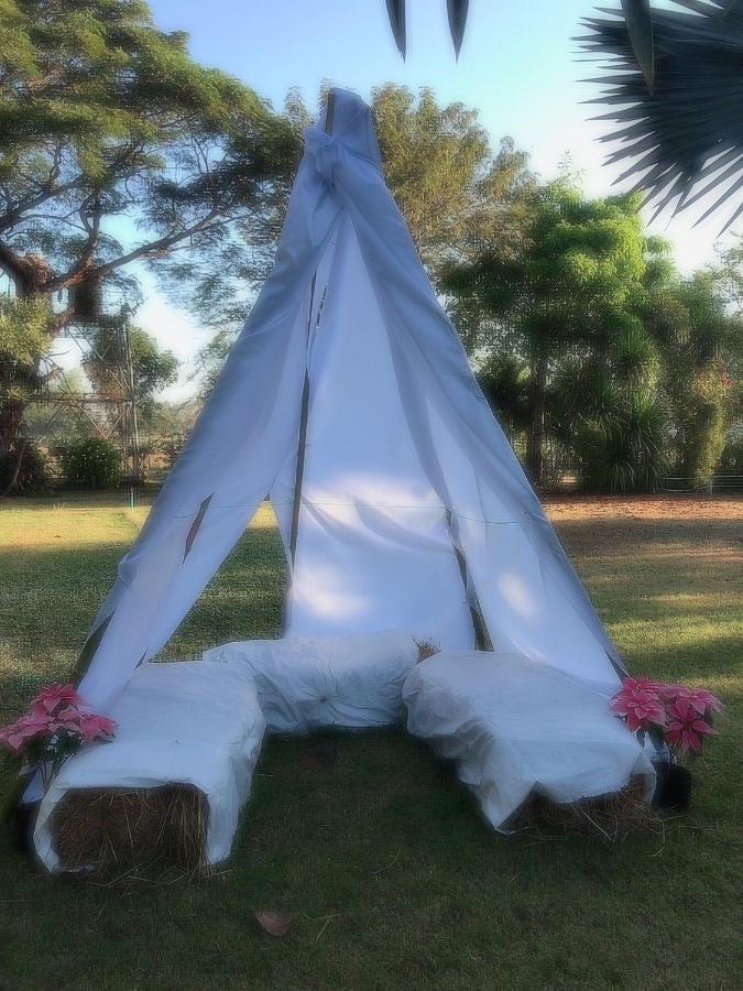 Ok Farm Resort Det Udom Dış mekan fotoğraf