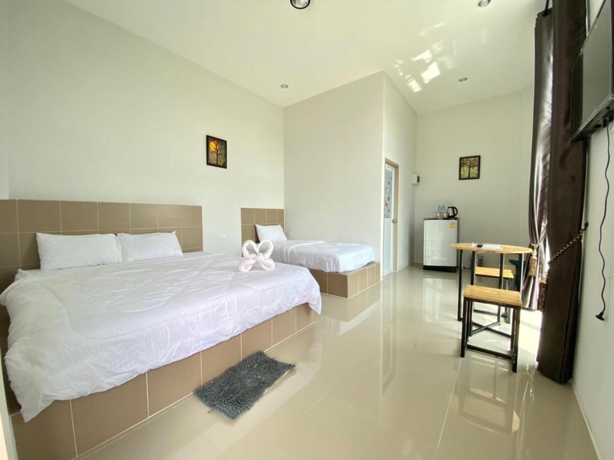 Ok Farm Resort Det Udom Dış mekan fotoğraf