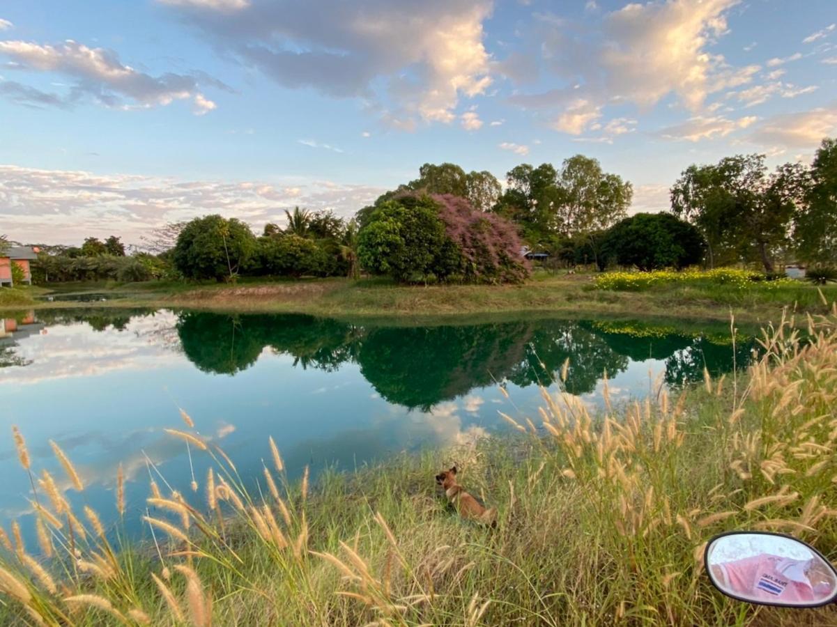 Ok Farm Resort Det Udom Dış mekan fotoğraf