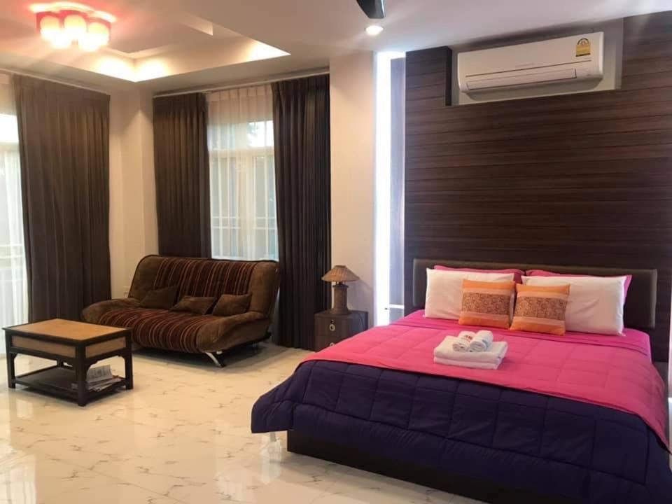Ok Farm Resort Det Udom Dış mekan fotoğraf