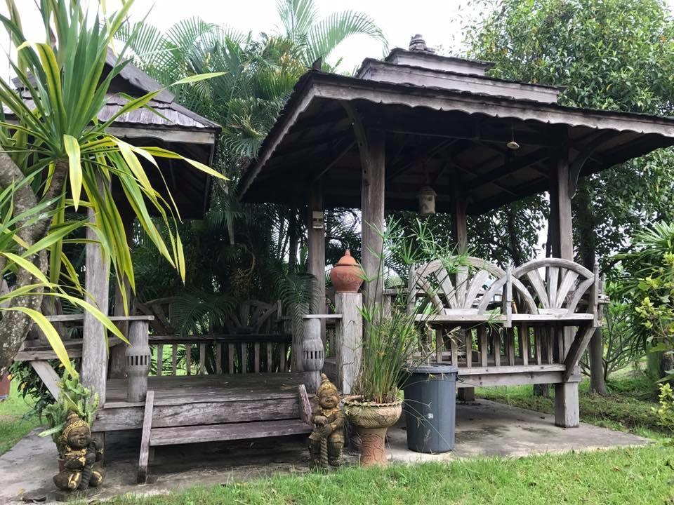 Ok Farm Resort Det Udom Dış mekan fotoğraf